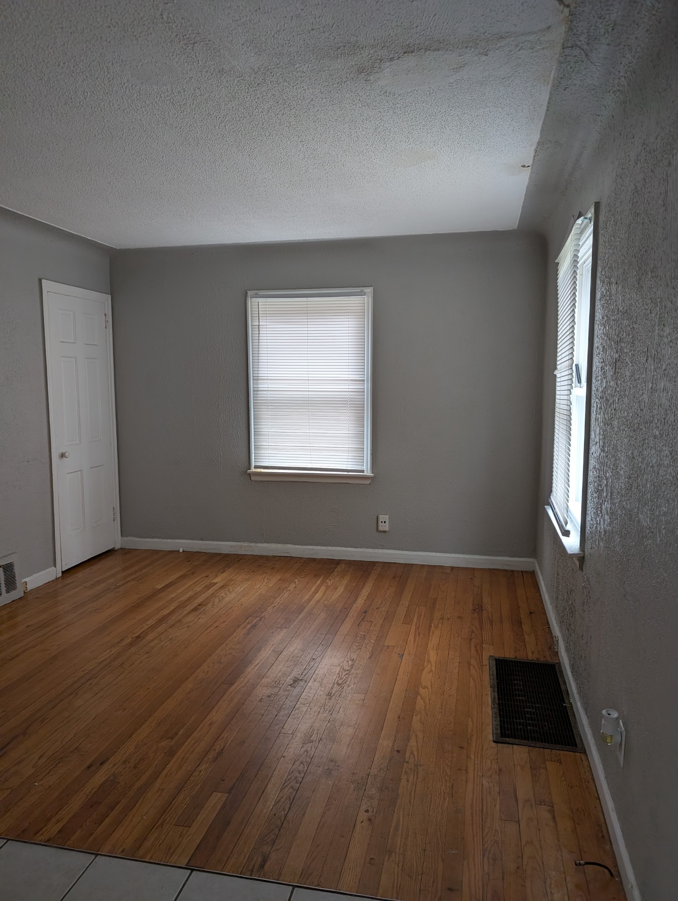 12084 Vaughan – photo 5