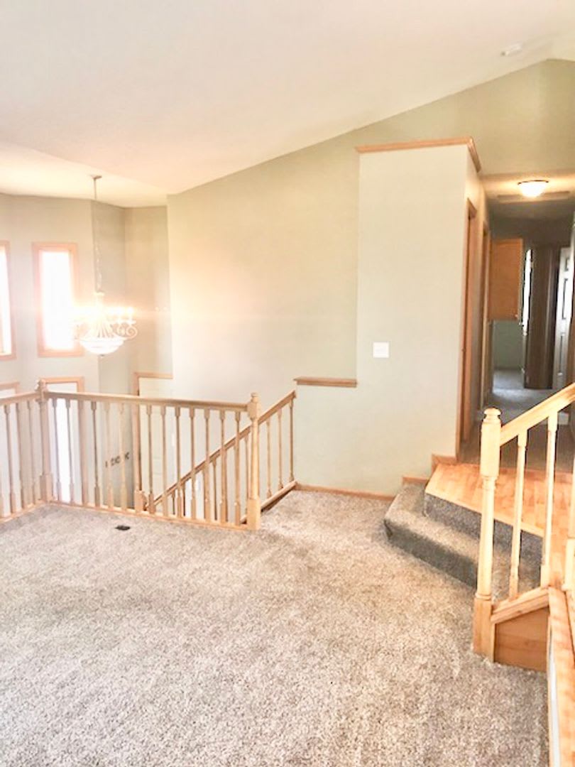 5 Bed 2 Bath House For Rent – photo 5