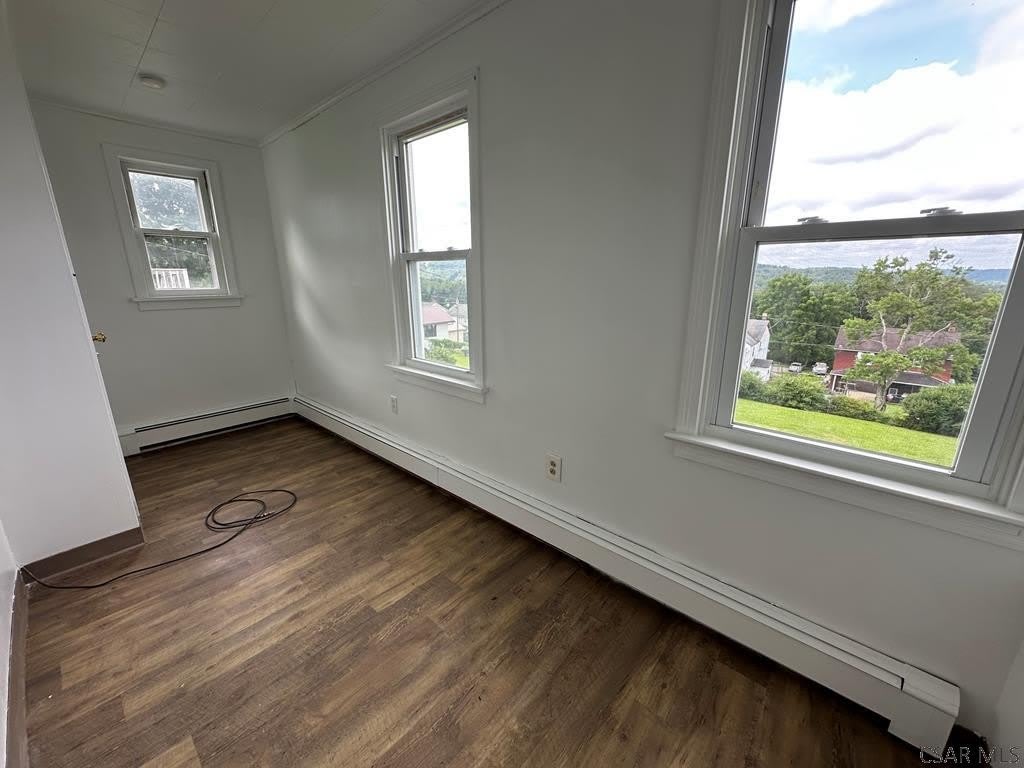 504 First St – photo 5