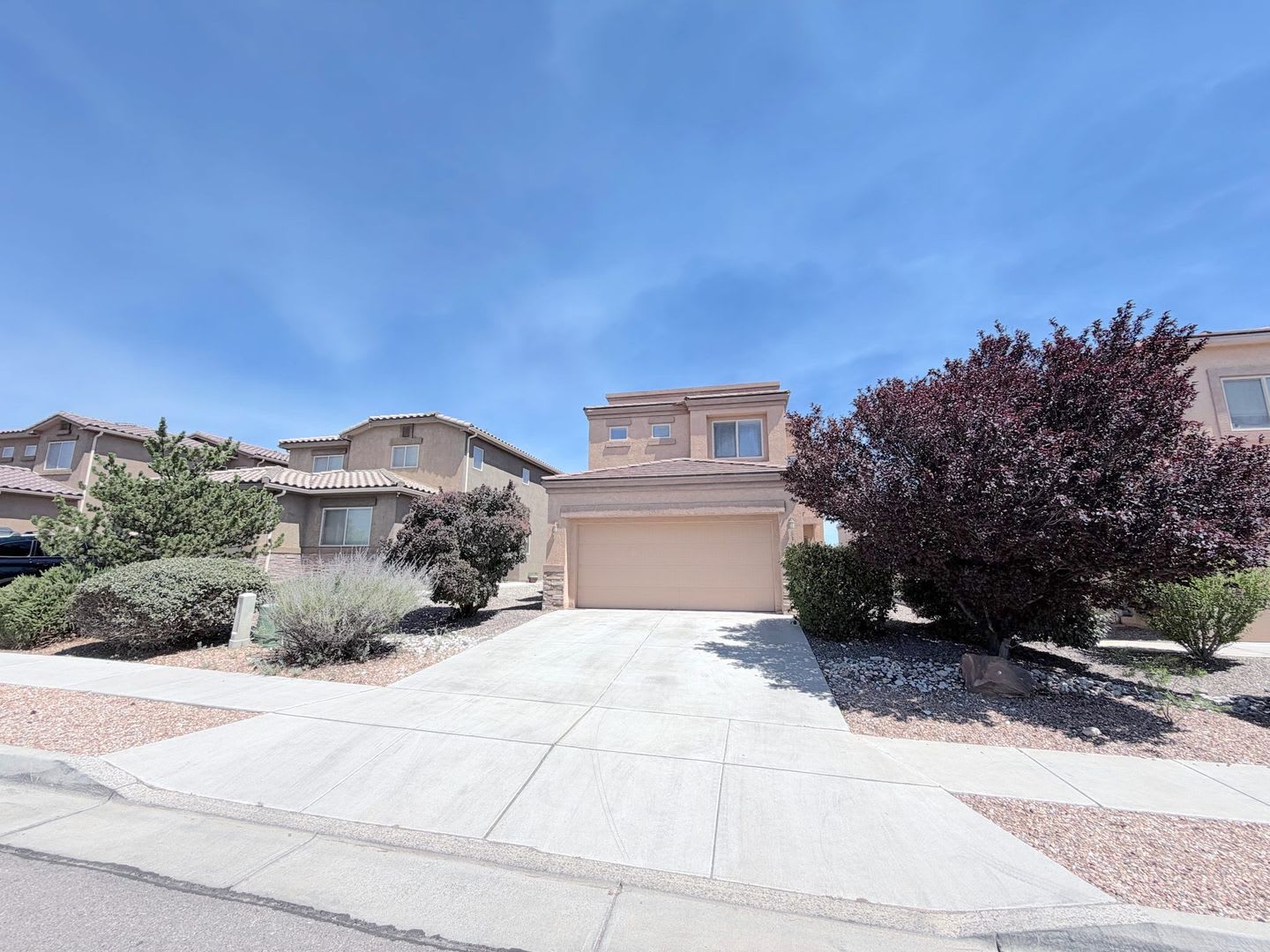 Beautiful 3 Bedroom Home In Montecito Estates Area On Albuquerque S Westside Refrigerated Air Open Layout – photo 3