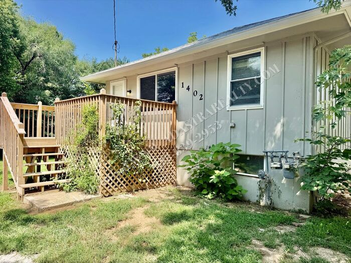1402 South Harris Avenue – photo 1