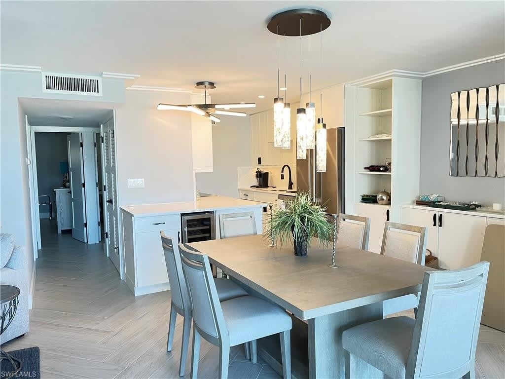 333 Harbour Dr – photo 4