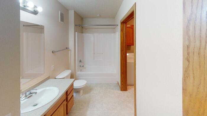 3011 Marina Road Southeast – photo 4