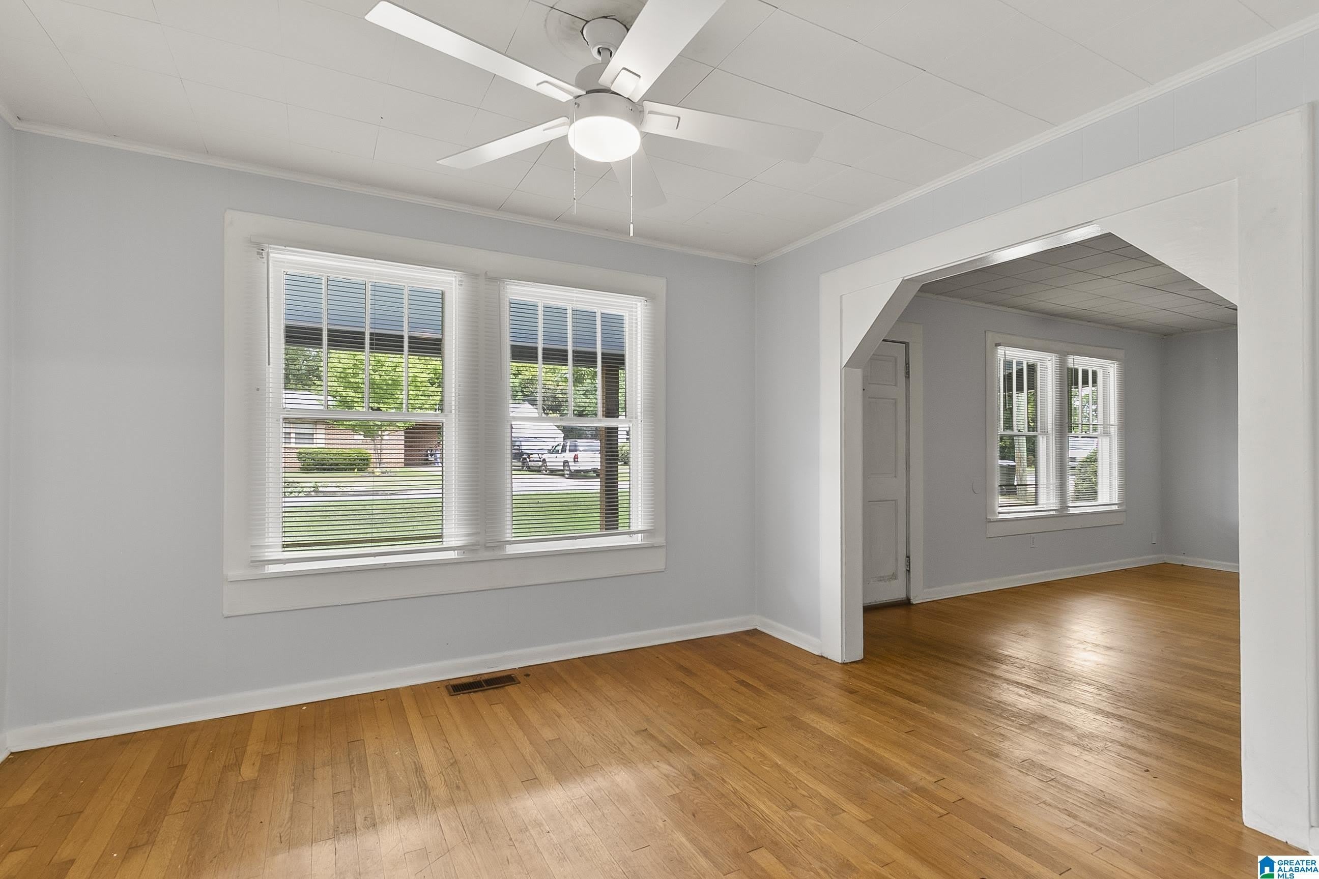 2217 PRINCE AVENUE – photo 2