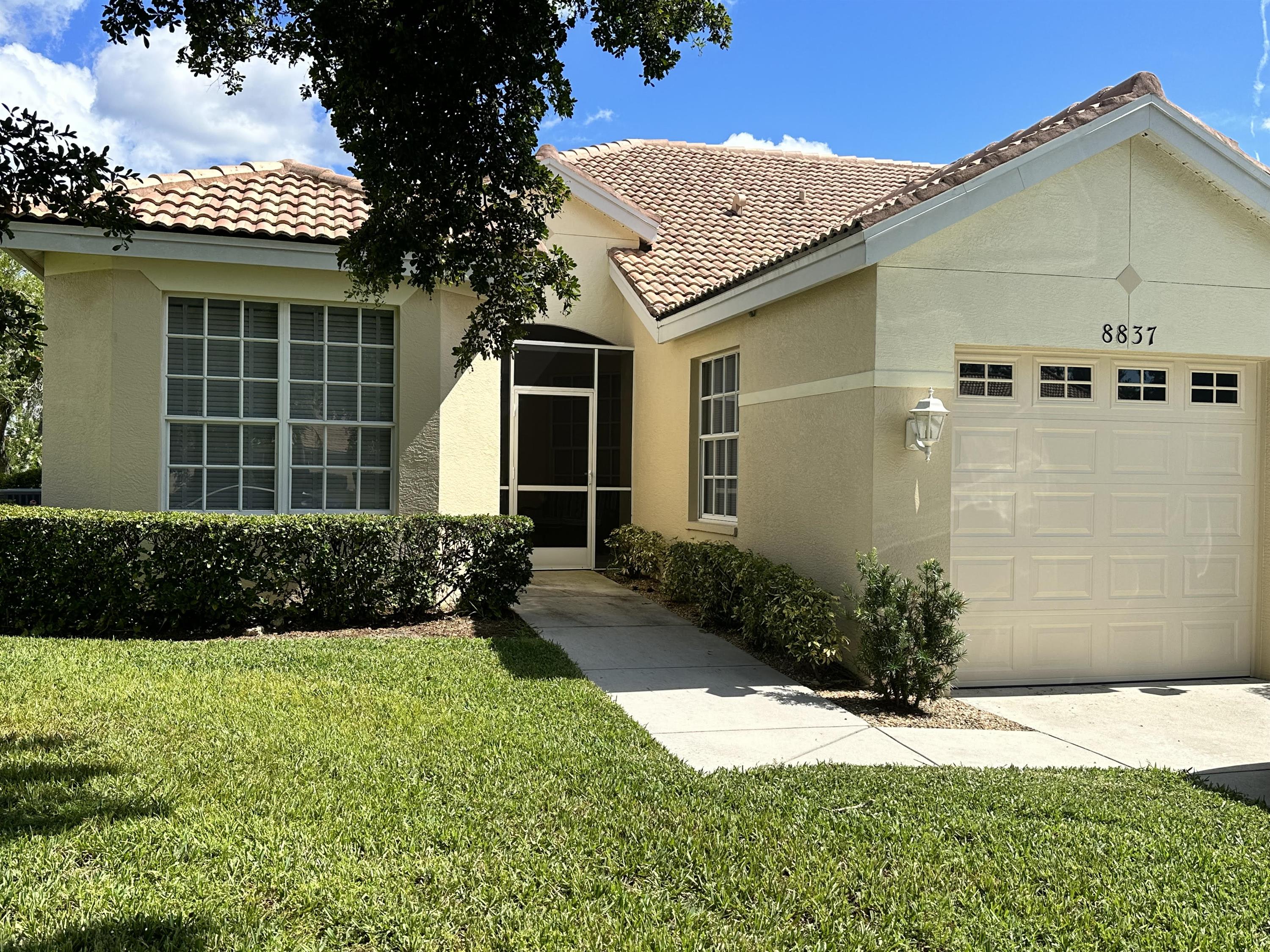 8837 East Bay Circle – photo 1