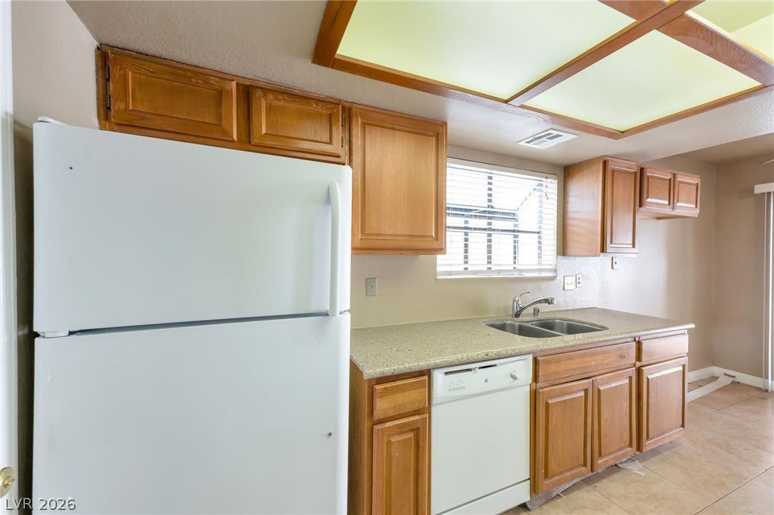 2528 Cherrywood Street – photo 5