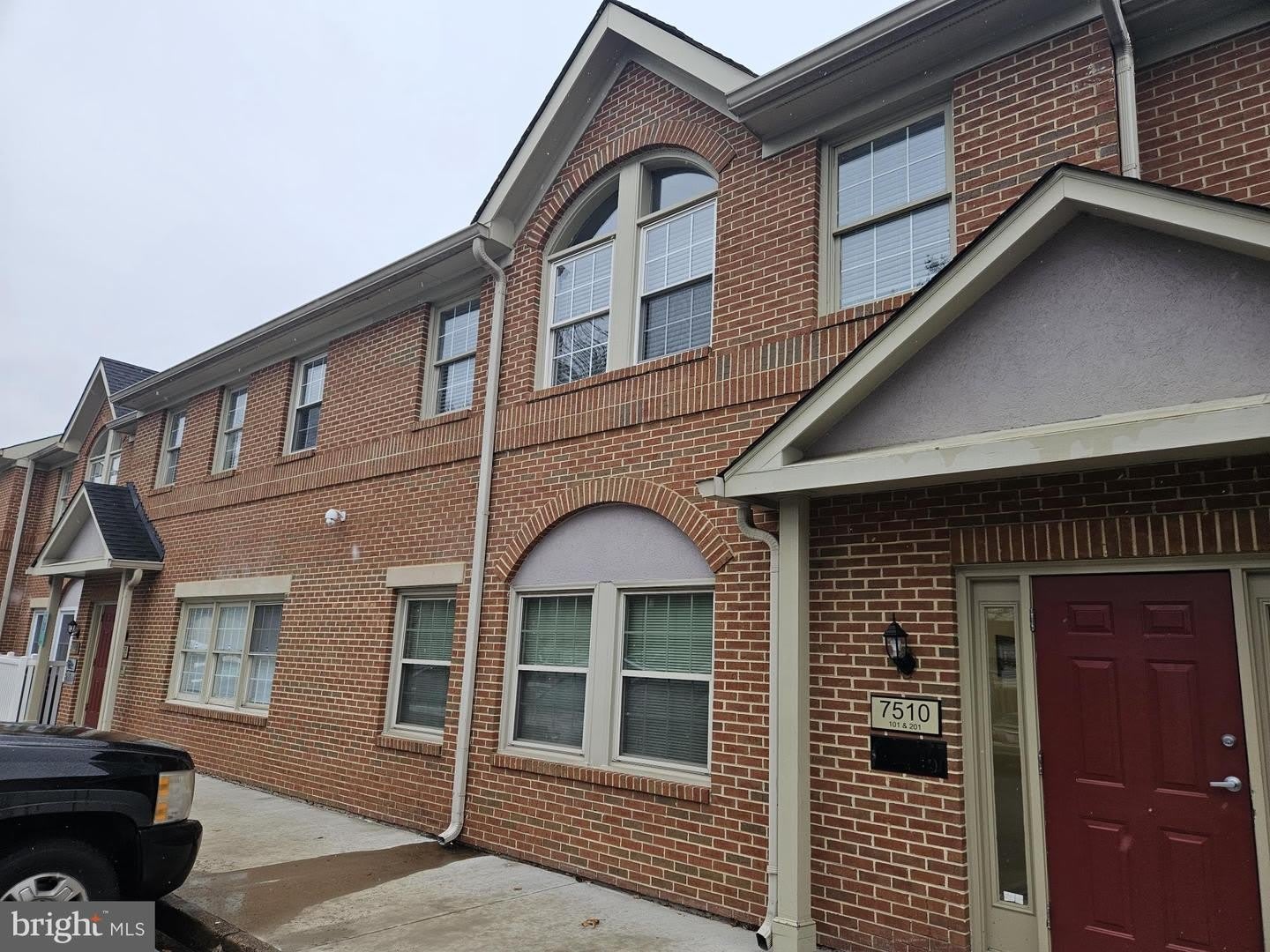 7508 Diplomat Dr 25 2 – photo 2