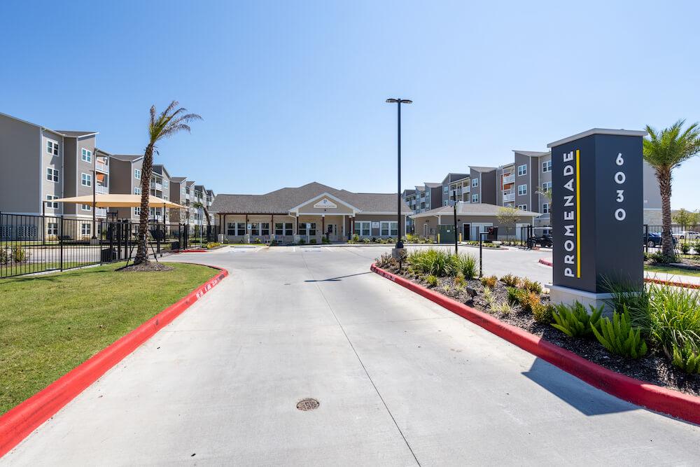 Promenade Luxury Apartments – photo 4