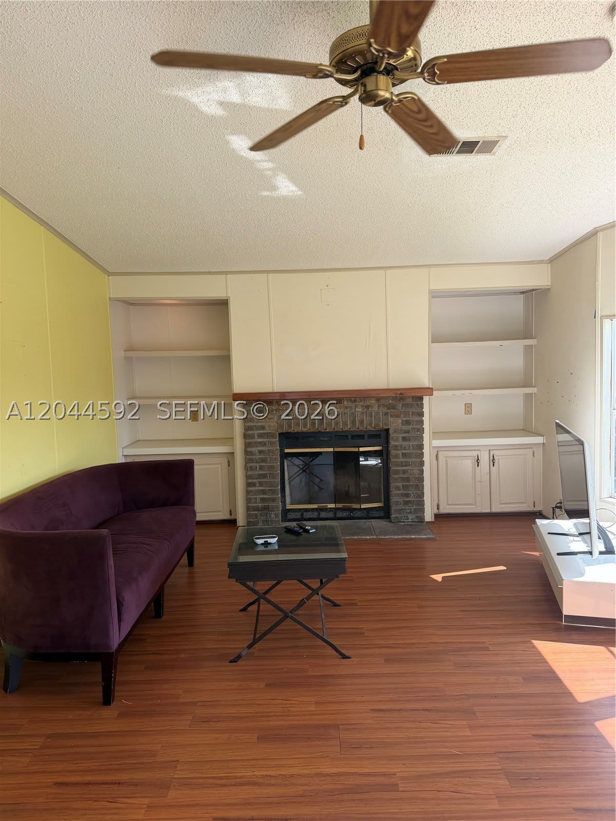 1233 SW 130 Ave – photo 4