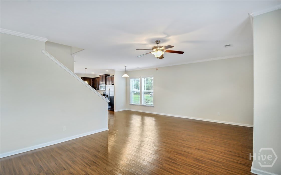 208 Ventura Place – photo 4