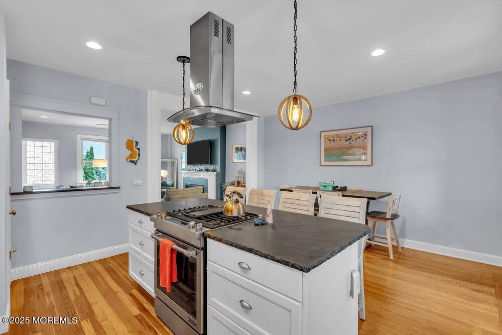 8 Deal Lake Court – photo 4