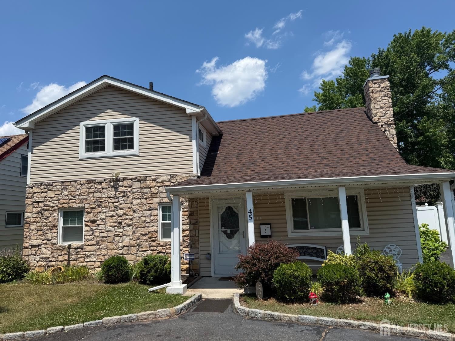 45 W Iselin Parkway W – photo 1