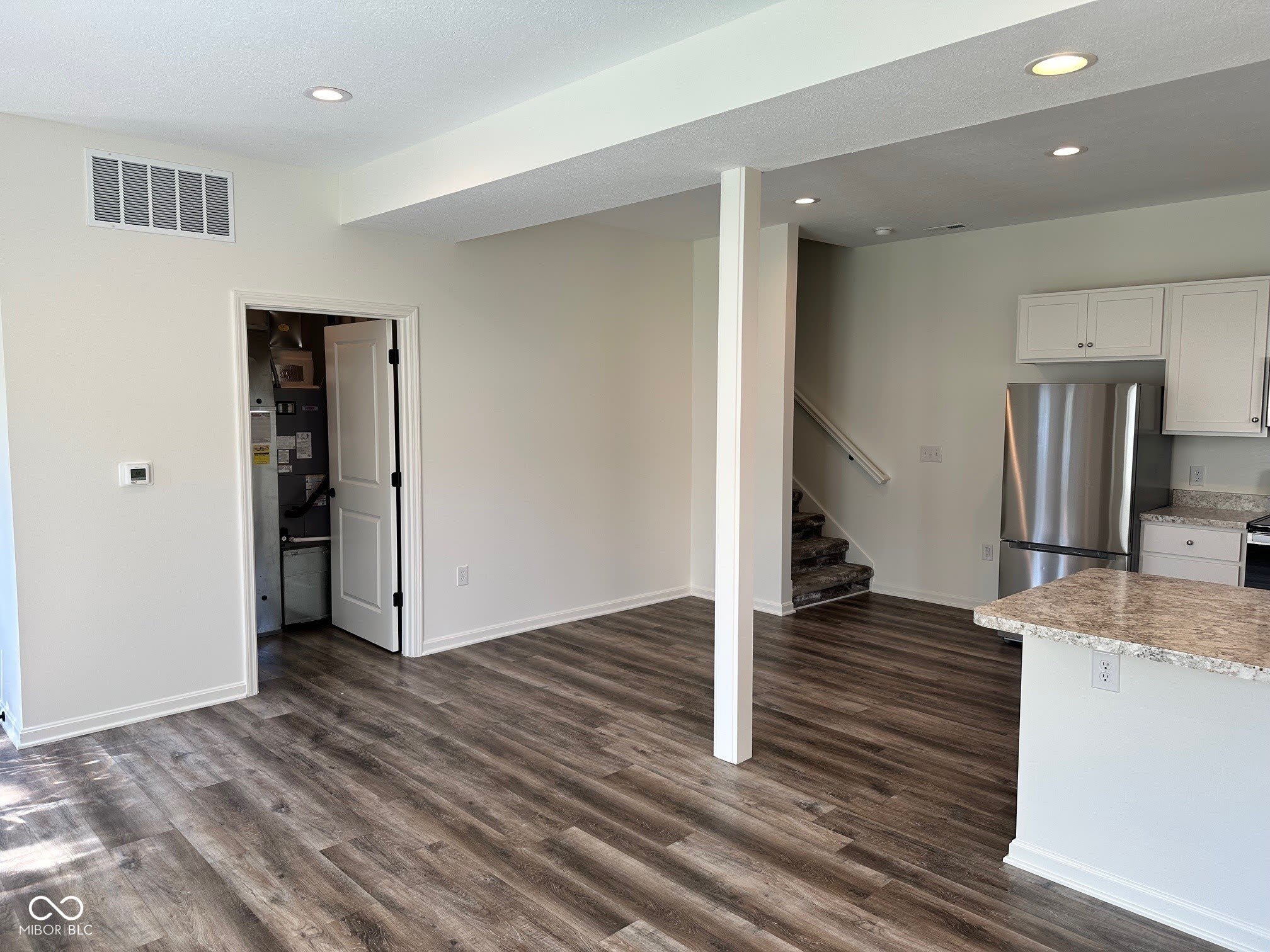 103 S Nebraska Street – photo 3