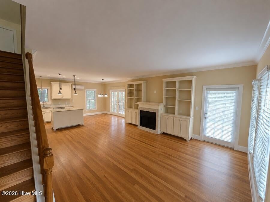 221 Pollock Street – photo 2