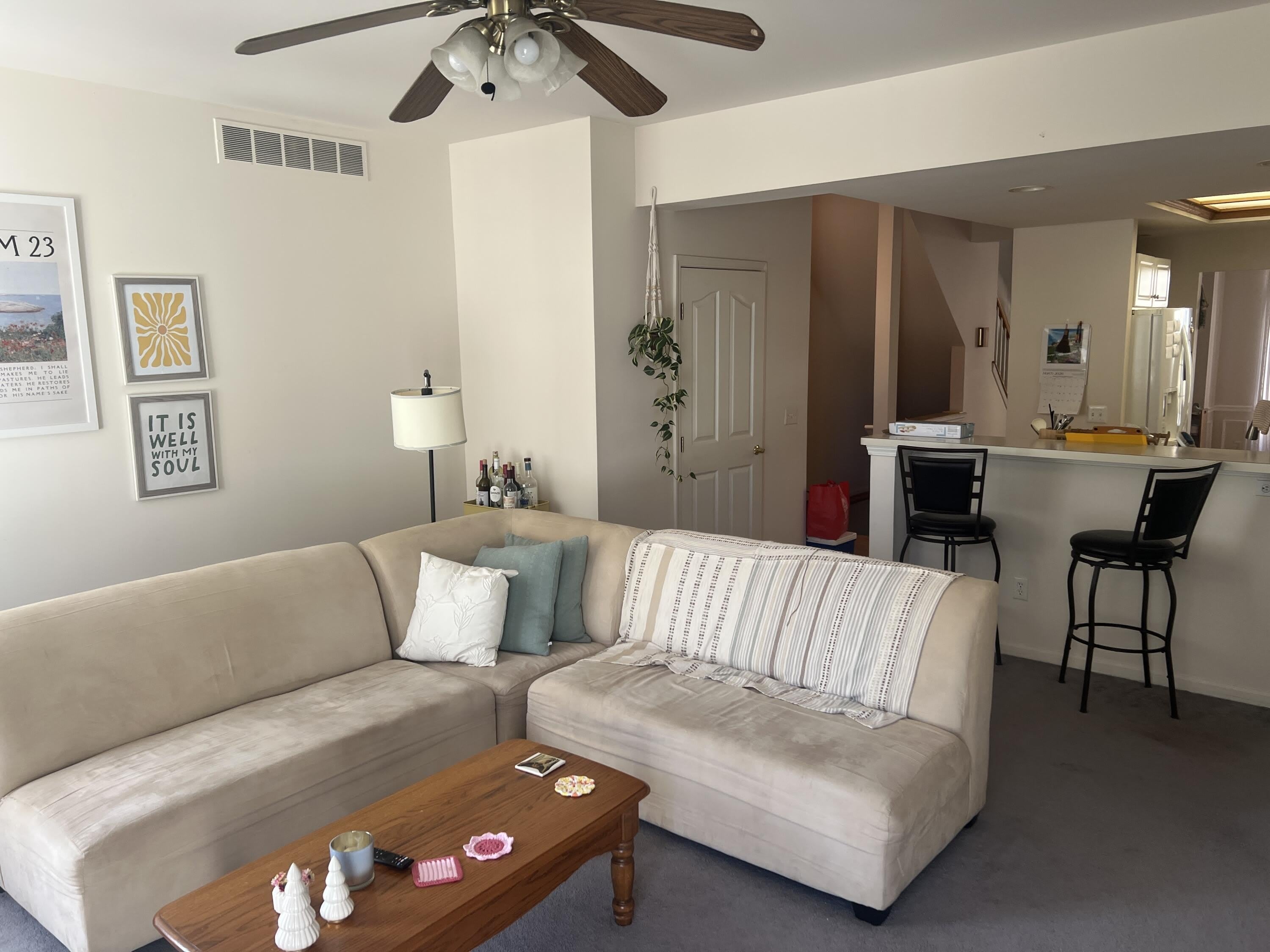 998 Catherine Street – photo 4