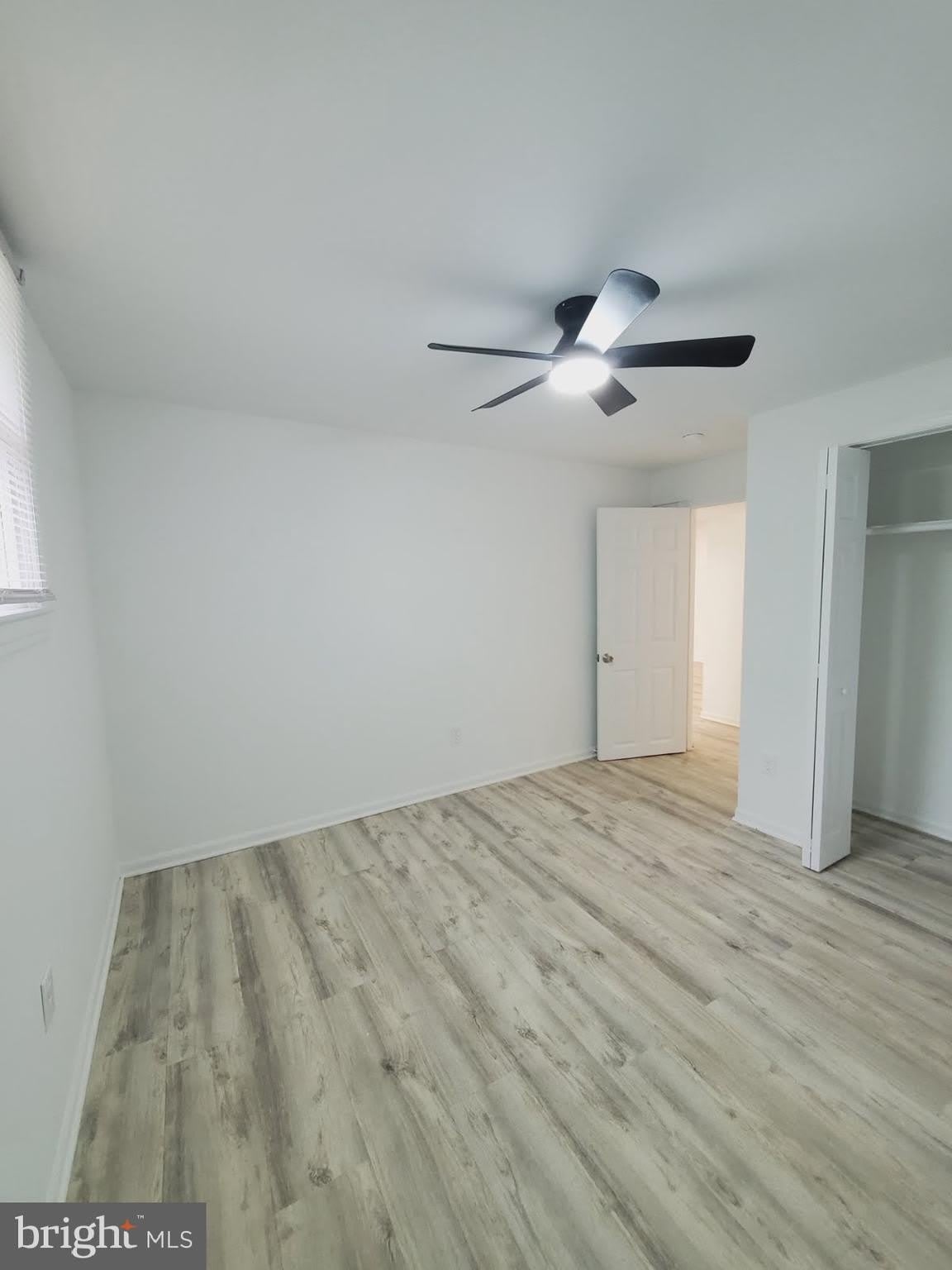 908 N YORK Road – photo 5