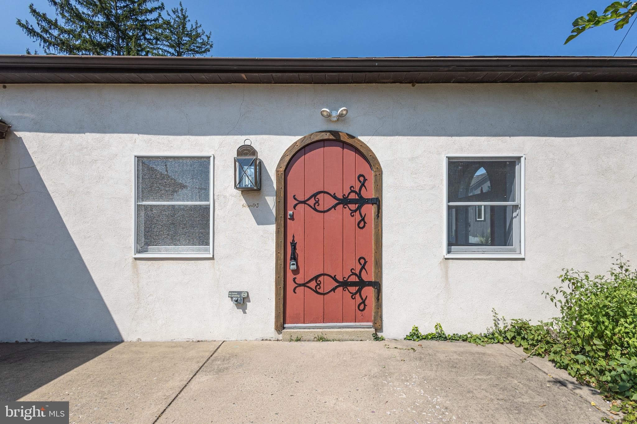 2537 BOGARTS TAVERN Road – photo 2