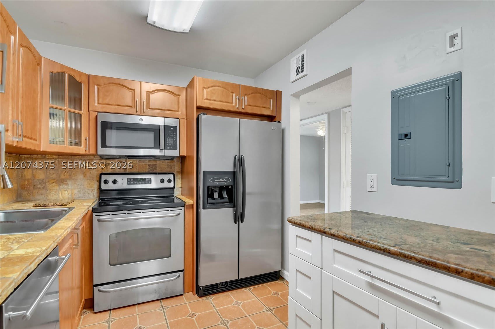 13730 SW 90th Ave – photo 5