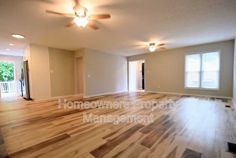 4408 Chesterbrook Dr – photo 5