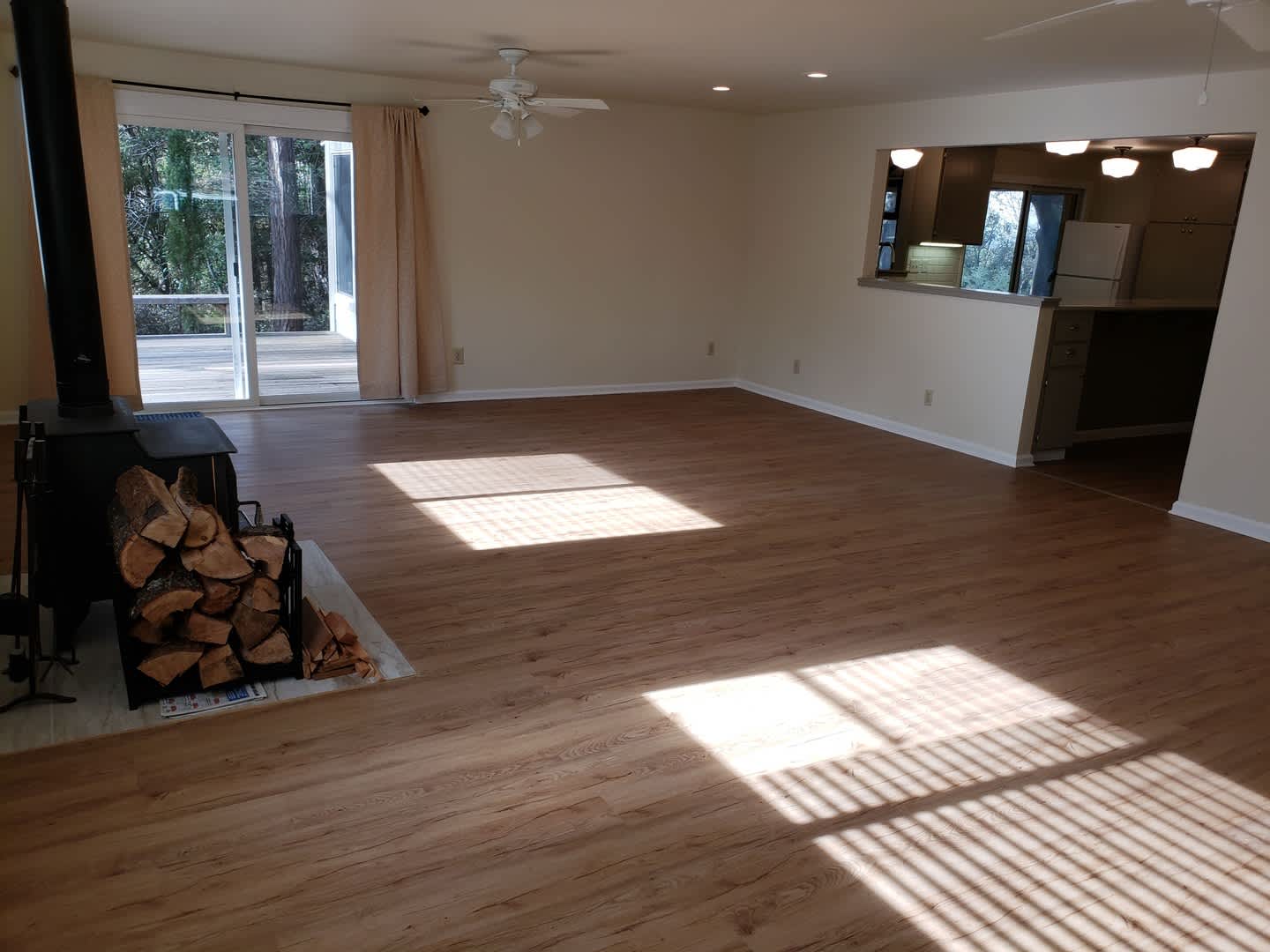 MEADOW VISTA/APPLEGATE HOUSE ON 2 ACRES – photo 3