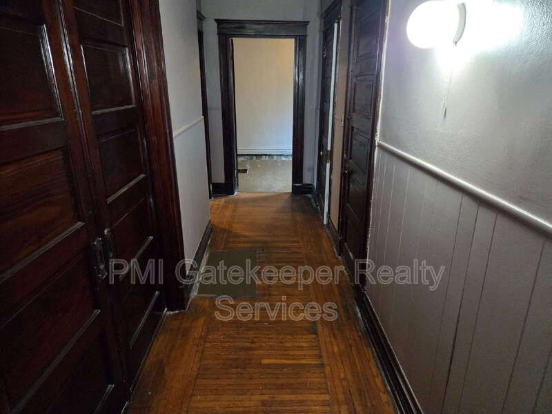 954 Hawthorne – photo 2