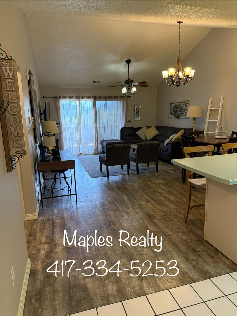 STUNNING 2 bedroom, 2 bathroom condo at Pointe Royale – photo 1