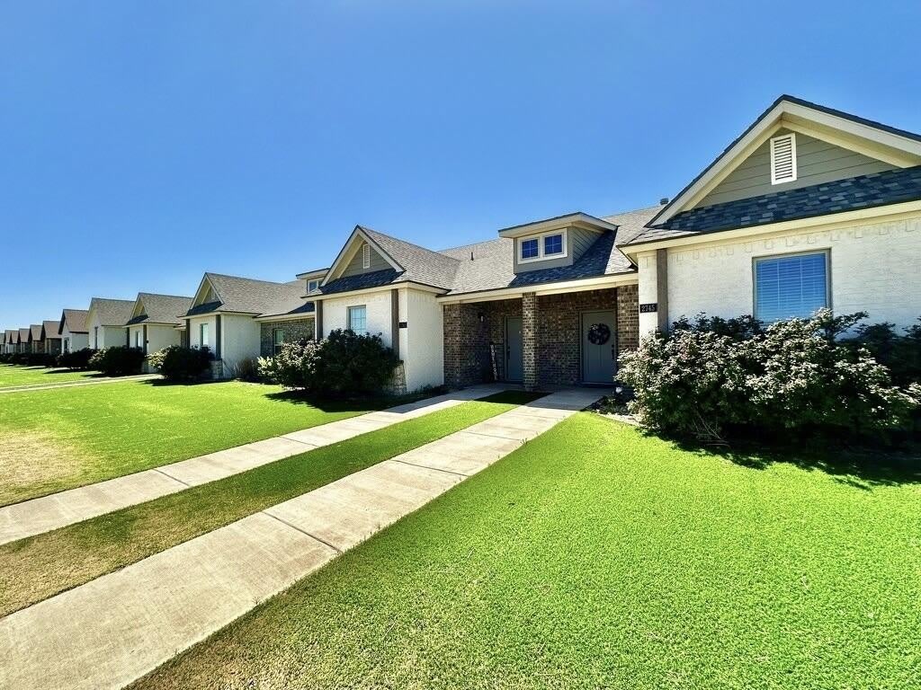 2745 137th Street – photo 1