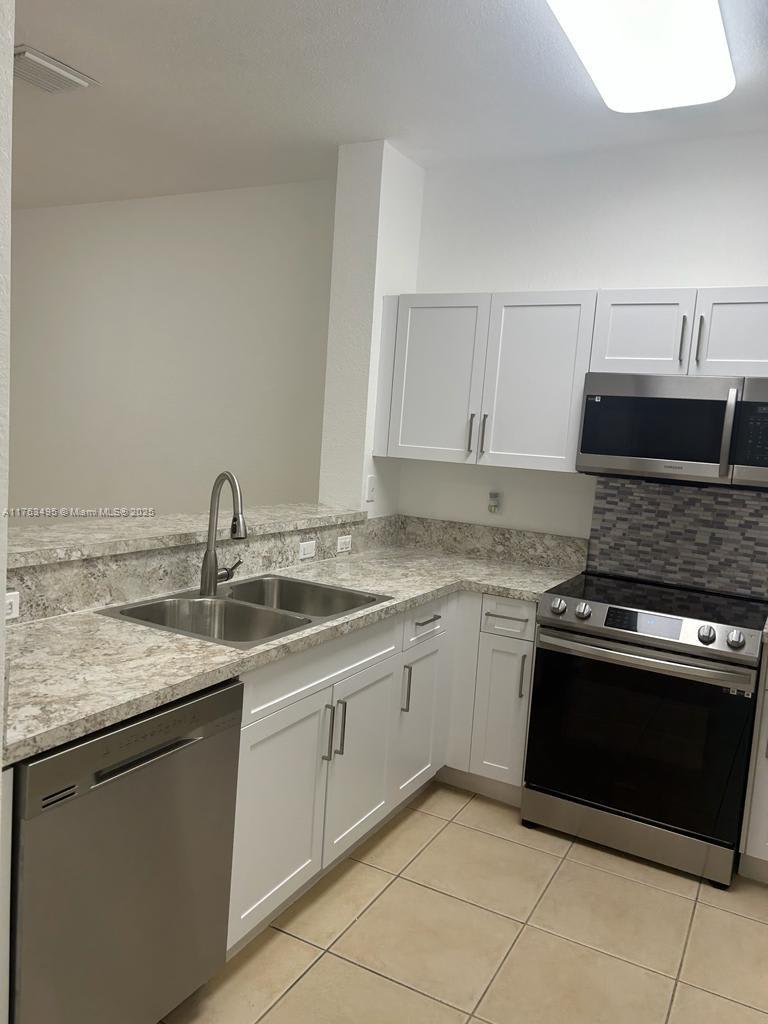 9257 Southwest 227th Street – photo 5