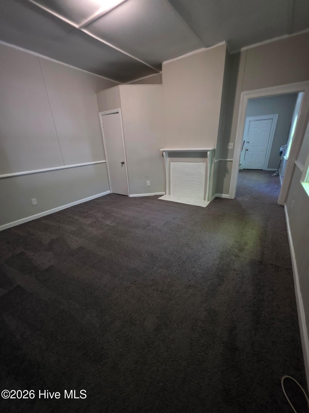 255 Watkins Street – photo 5