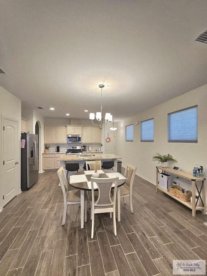 2161 GROVE LN – photo 2