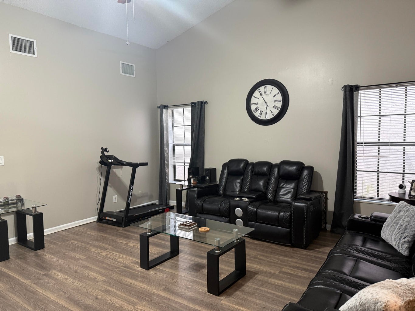 13025 Meadowbreeze Drive – photo 2