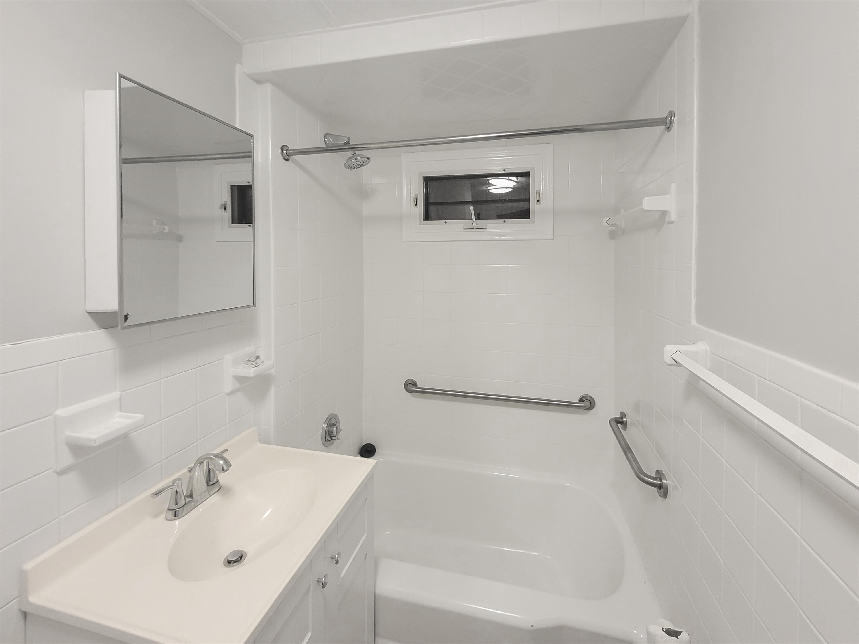 24 Gladstone Street24 Gladstone Street – photo 2