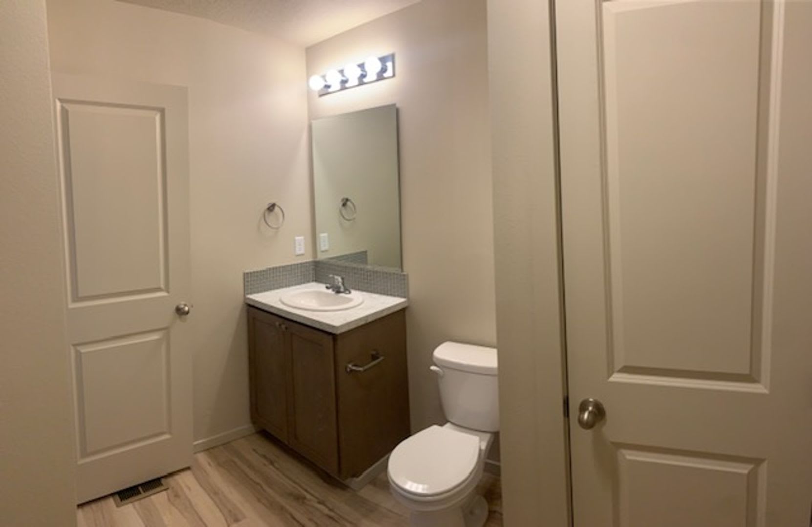 1995 3Br 1392Ft2 1 2 Month Free Special Brand New 3 Bedroom 2 5 Bath Town Homes Spokane Valley – photo 4