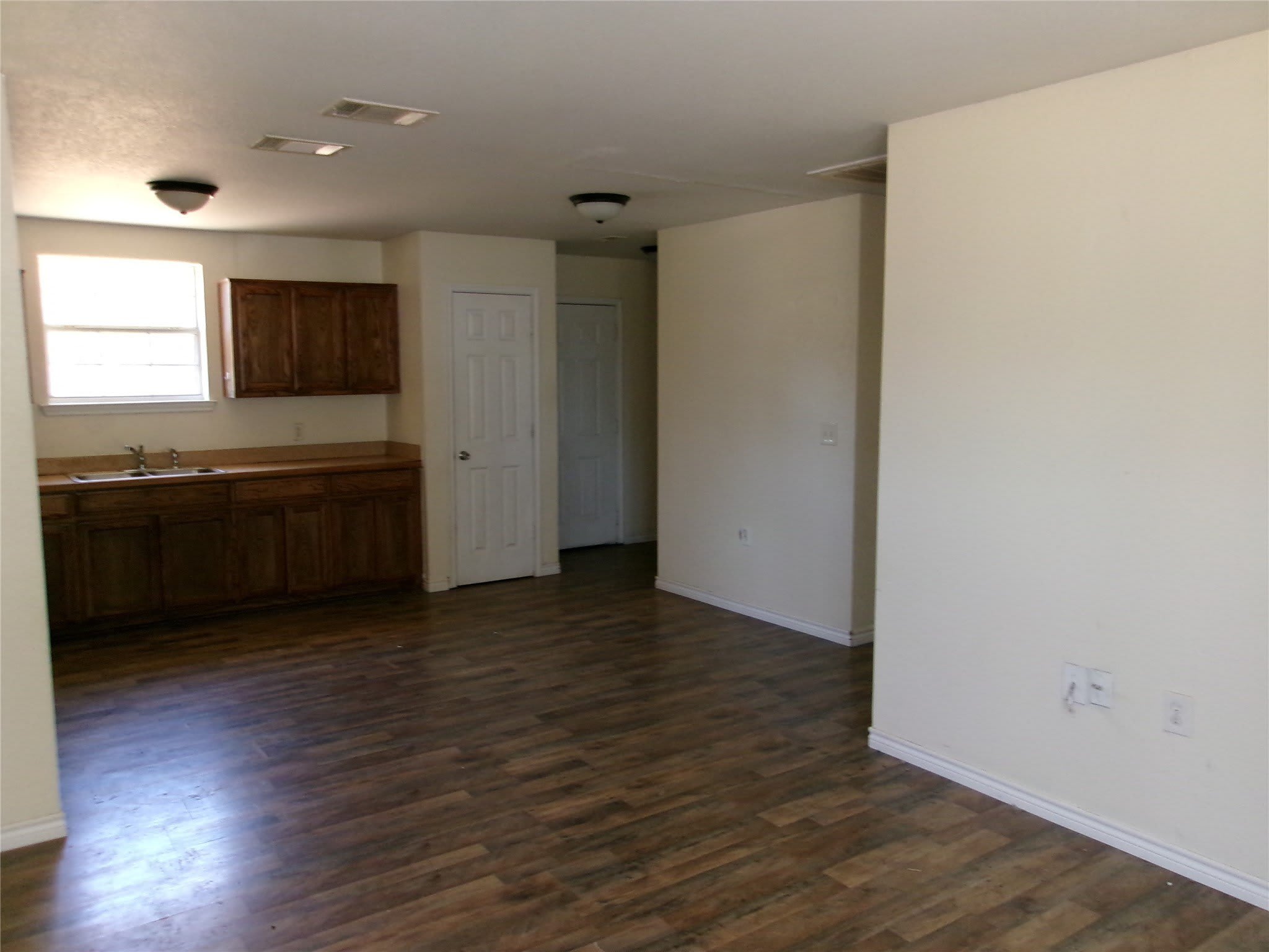 412 S Mill Street – photo 2