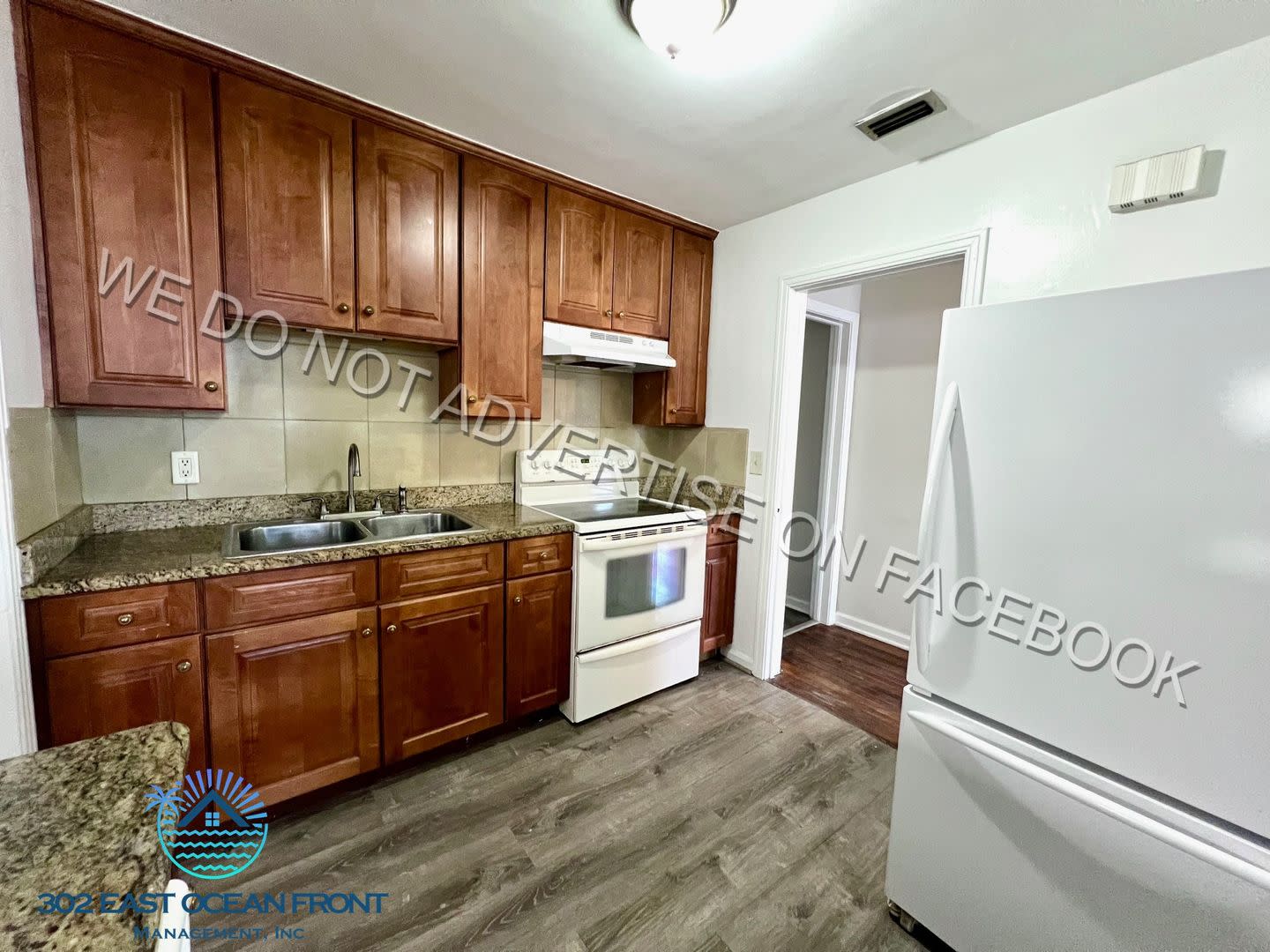 250 Off Of Your Move In Fees Large 3 Bedroom 2 Bathroom House With Fenced Yard Now Available For Rent – photo 3