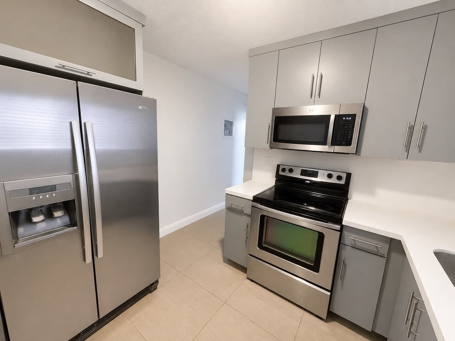 811 NW 6 Avenue – photo 3