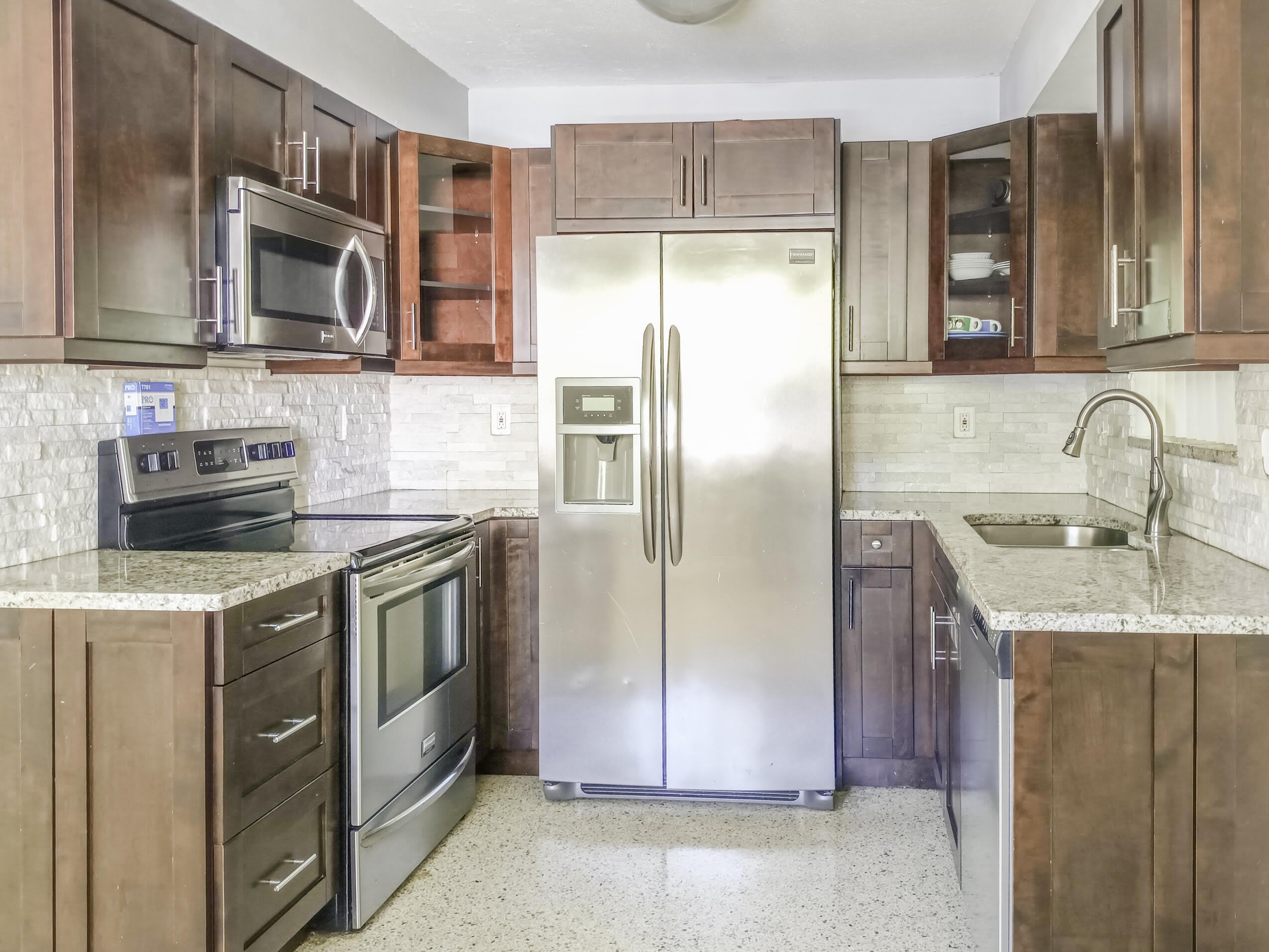 305 S Federal Highway – photo 3