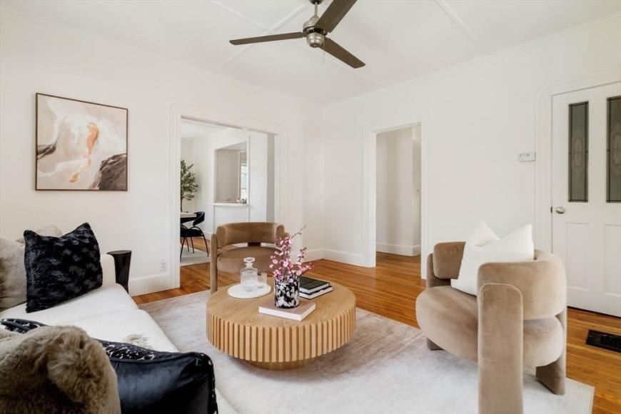 25 Granite St. – photo 3