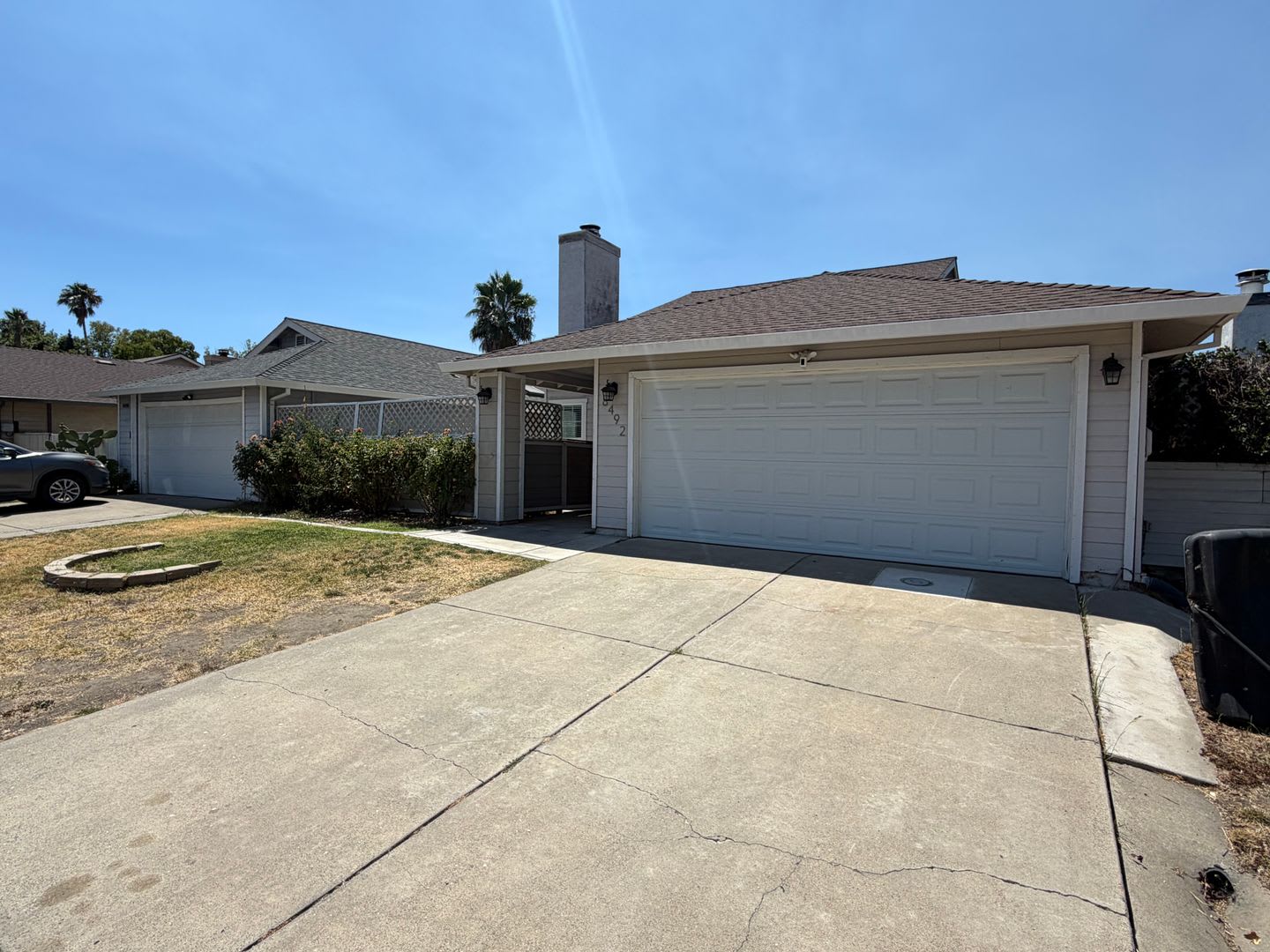3 Bedroom / 2 Bathroom – photo 1
