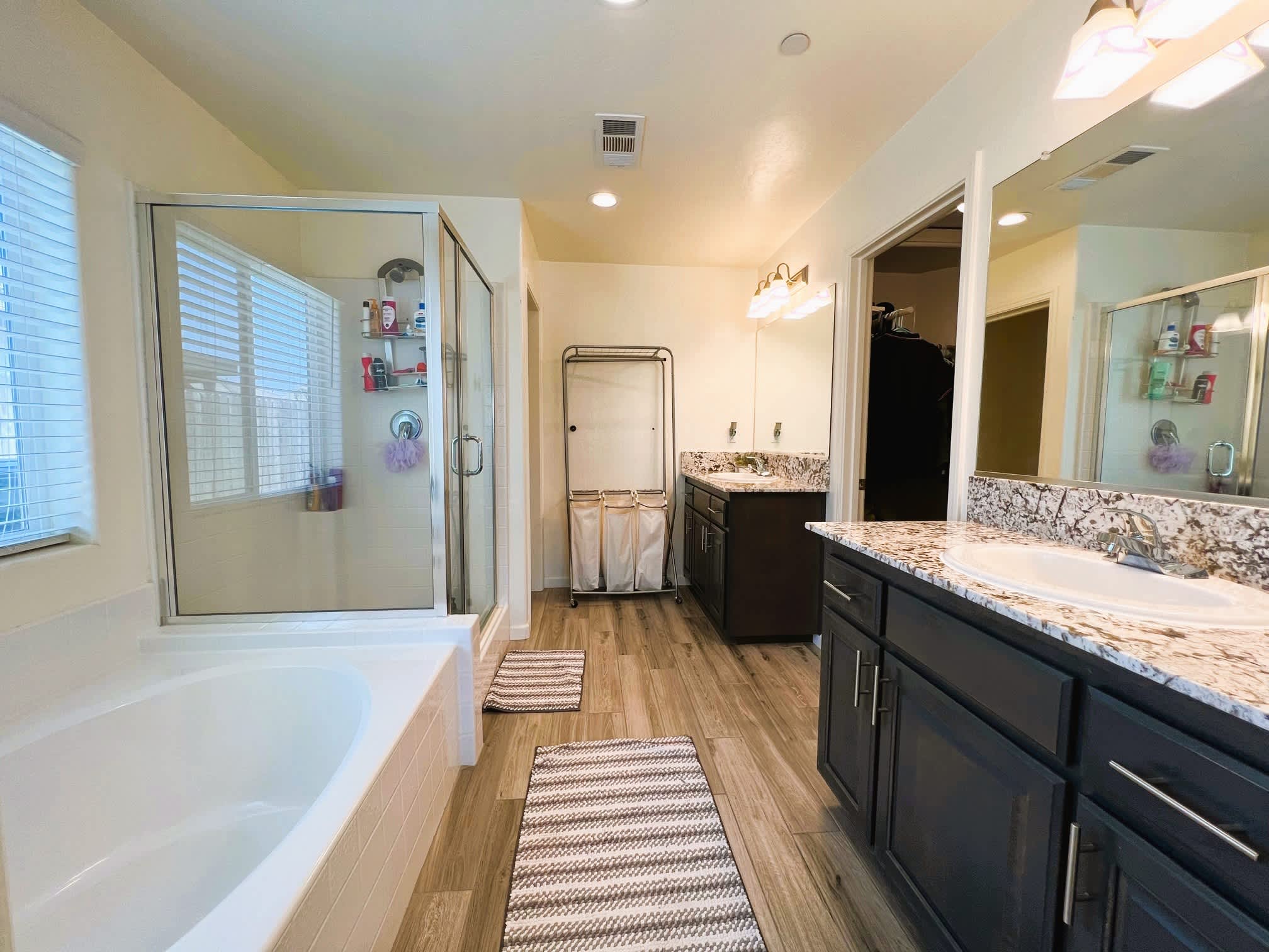 2331 Vineyard Court – photo 5