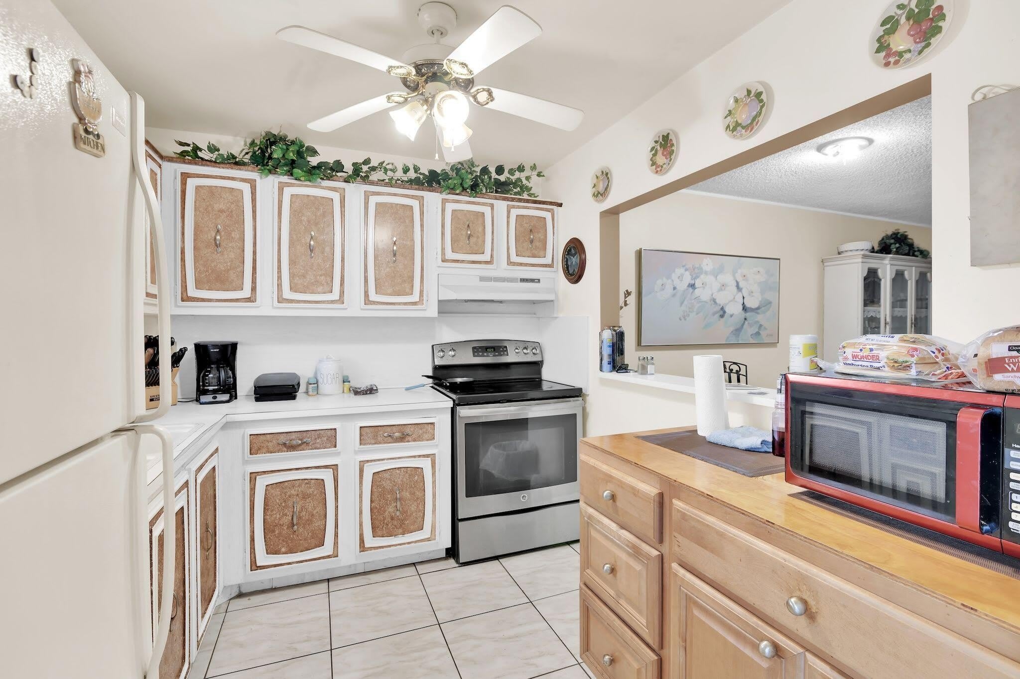 711 Lori Drive – photo 3