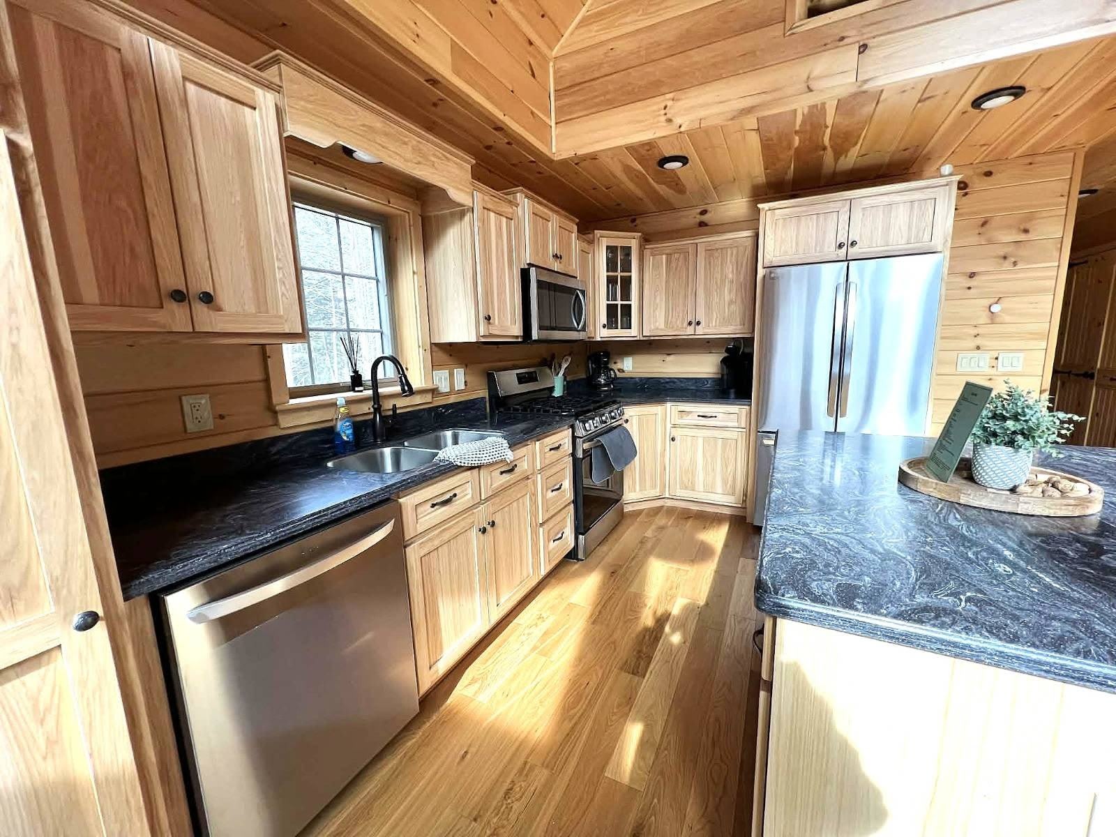 32 Twin Ponds Rd – photo 4