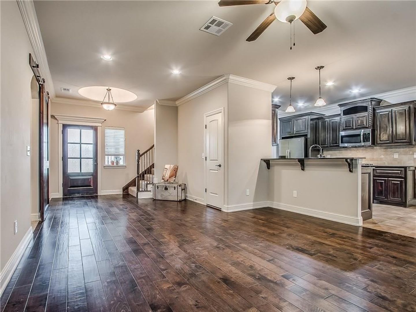Lone Oak Lakes Deer Creek Schools 3 Bed 2 5 Bath 3 Car Garage Bonus Room Storm Shelter Hot Tub – photo 5