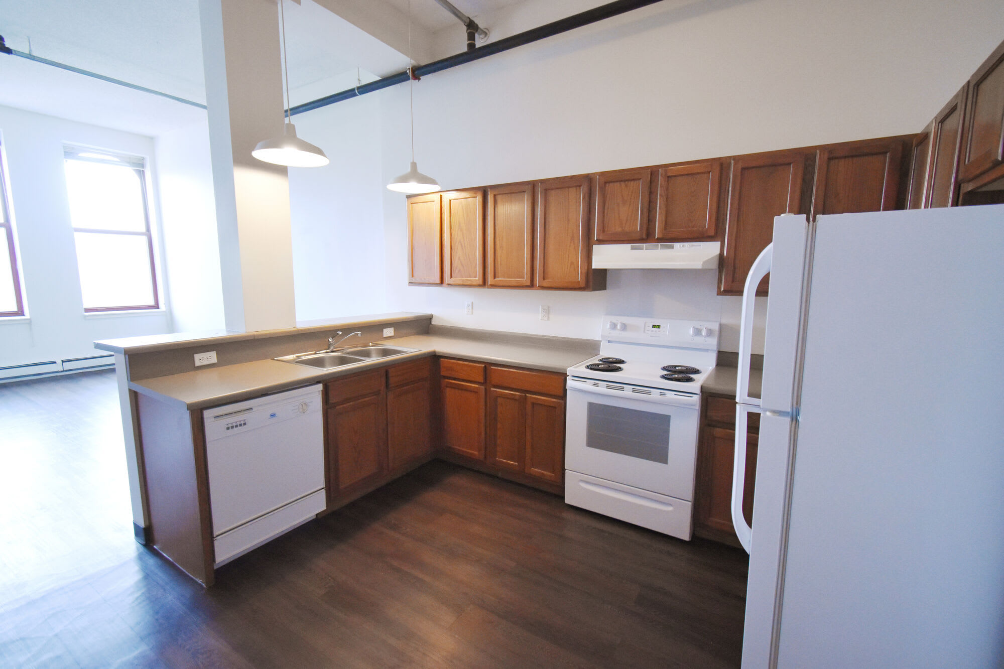 Straus Loft Apartments – photo 4