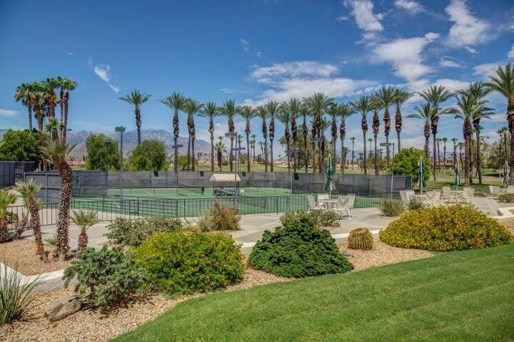 272 Desert Falls Drive E – photo 3