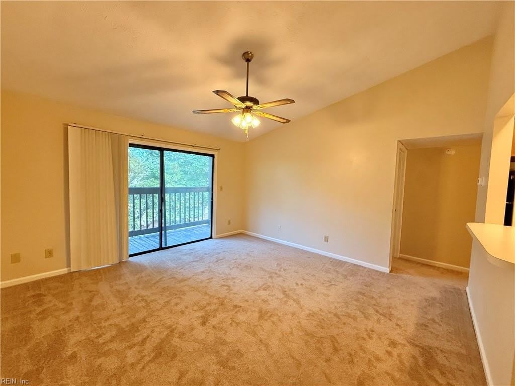 140 Wells CT – photo 2