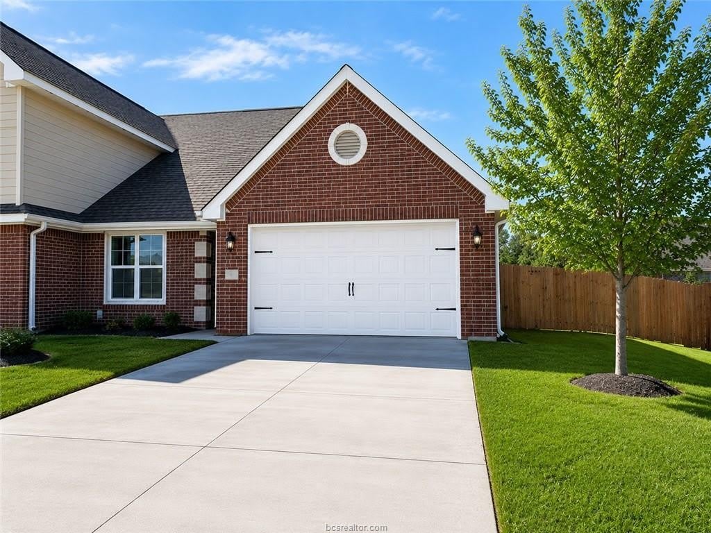 2000 Reagan Court – photo 2