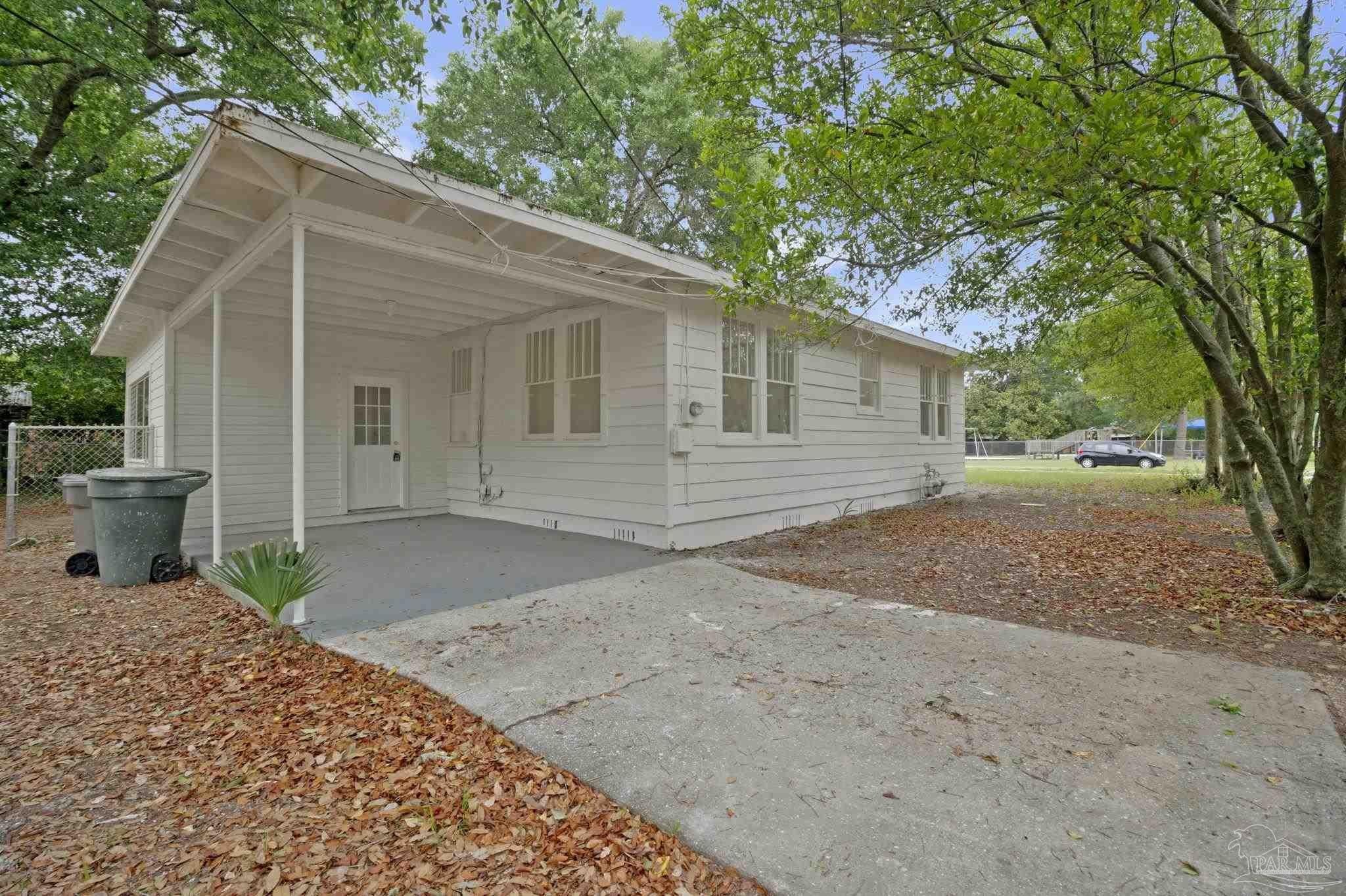 1322 Wisteria Ave – photo 2