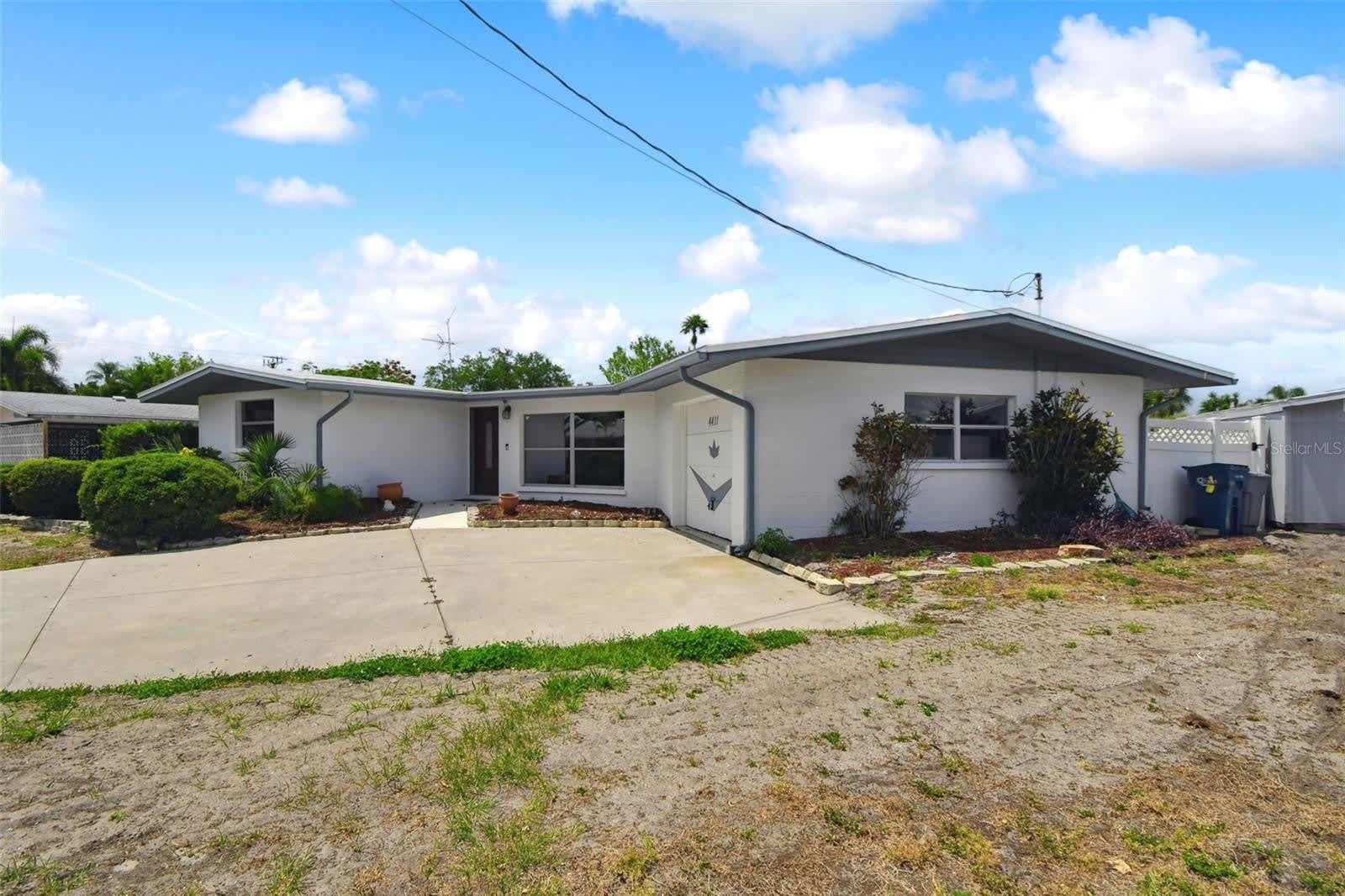 4411 3RD Avenue E – photo 3