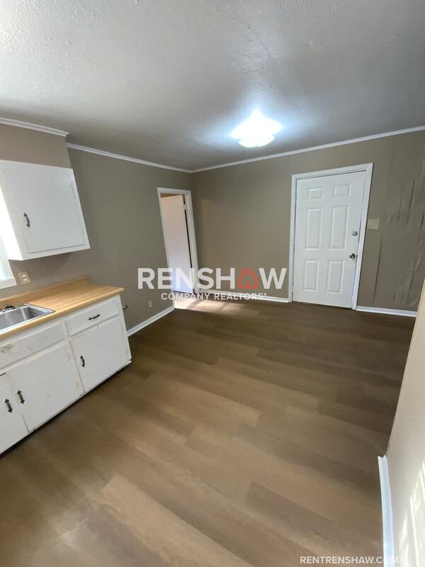 379 Moore St – photo 5